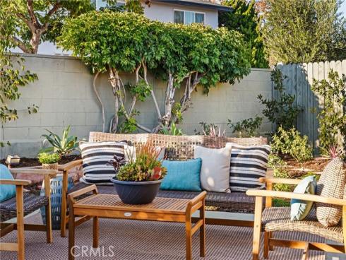 1741  Tustin  11A  Avenue, Costa Mesa, CA