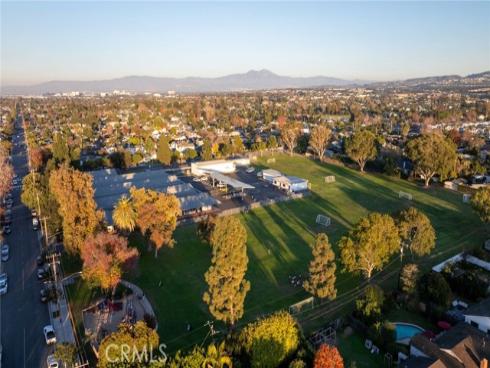 1741  Tustin  11A  Avenue, Costa Mesa, CA