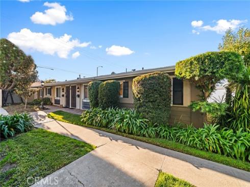 1741  Tustin  11A  Avenue, Costa Mesa, CA