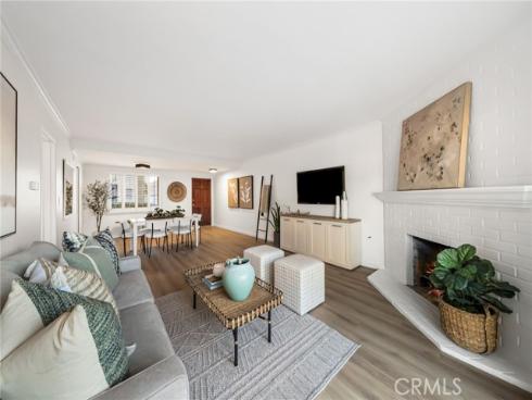 1741  Tustin  11A  Avenue, Costa Mesa, CA