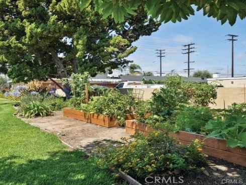 2400  Elden  12 , Costa Mesa, CA