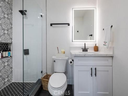 236  Camellia   Lane, Costa Mesa, CA