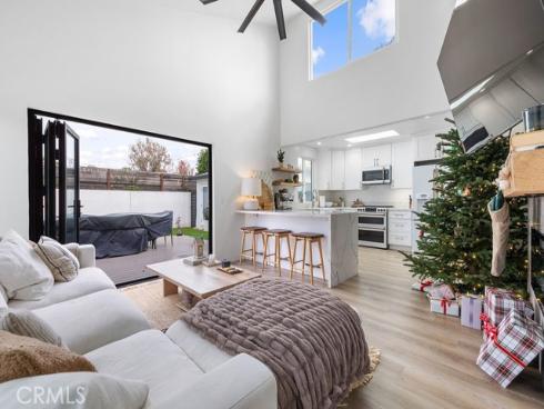 236  Camellia   Lane, Costa Mesa, CA