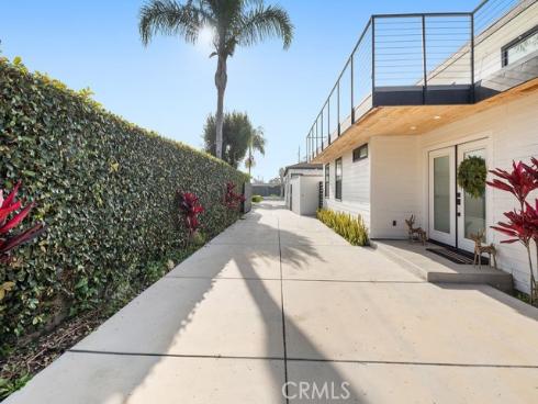 236  Camellia   Lane, Costa Mesa, CA