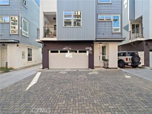 1974  Meyer  D  Place, Costa Mesa, CA