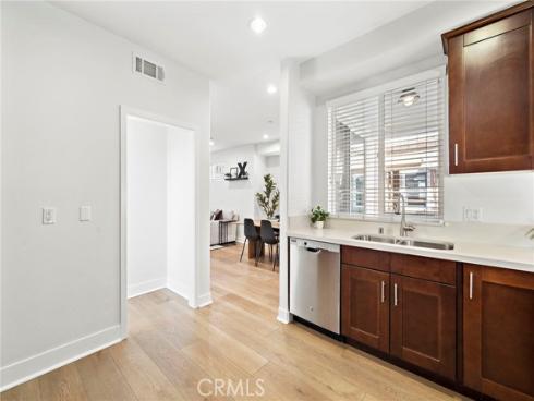 1974  Meyer  D  Place, Costa Mesa, CA