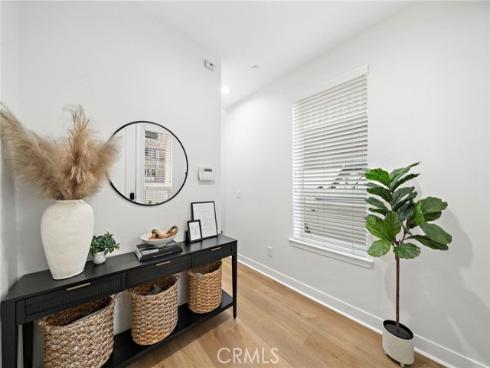 1974  Meyer  D  Place, Costa Mesa, CA