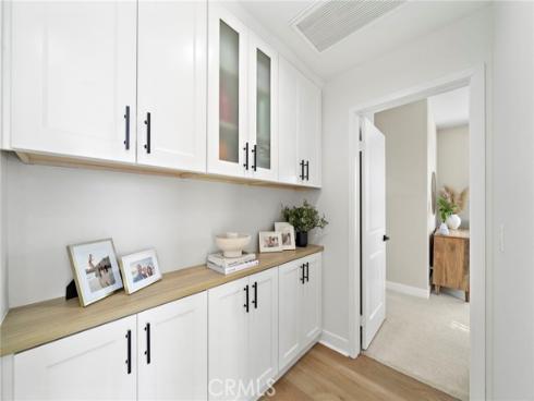 1974  Meyer  D  Place, Costa Mesa, CA