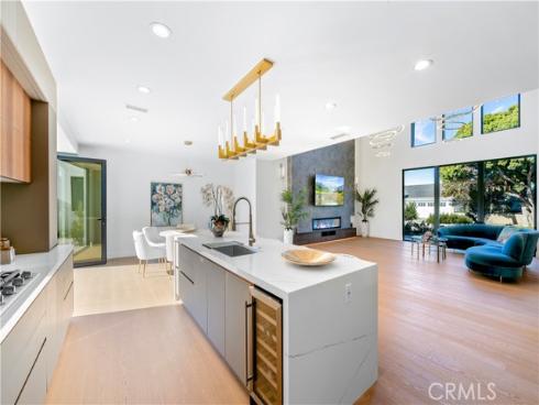 853  Oak  , Costa Mesa, CA