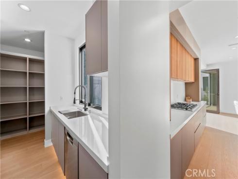 853  Oak  , Costa Mesa, CA