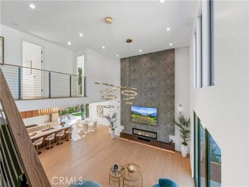 853  Oak  , Costa Mesa, CA