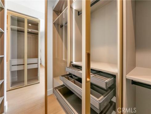 853  Oak  , Costa Mesa, CA