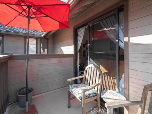 2053 Meadow View , Costa Mesa, CA