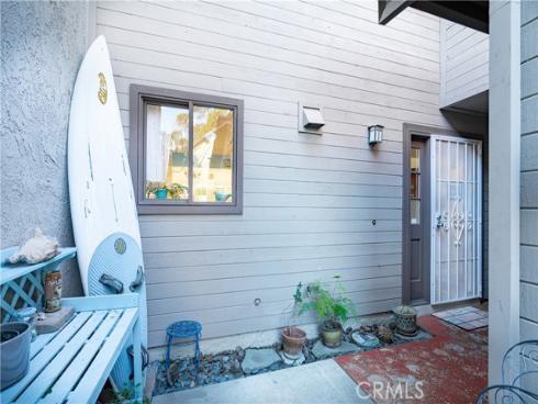 2053 Meadow View , Costa Mesa, CA