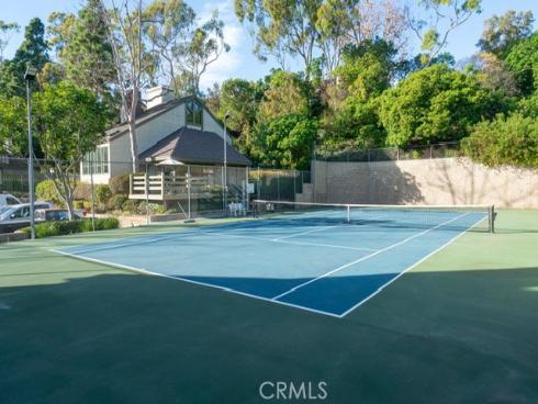 2053 Meadow View , Costa Mesa, CA