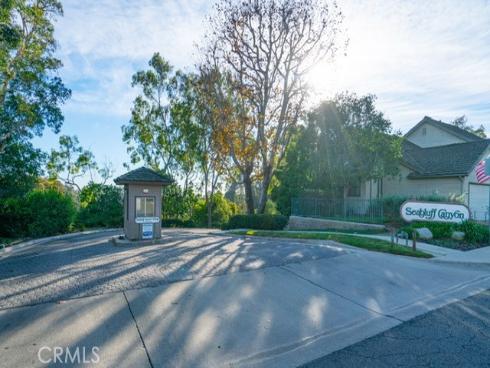 2053 Meadow View , Costa Mesa, CA