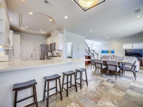 1581  Orange  B  Avenue, Costa Mesa, CA