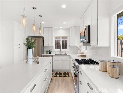 3210  New York   Avenue, Costa Mesa, CA