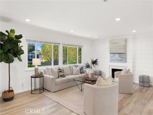 3210  New York   Avenue, Costa Mesa, CA