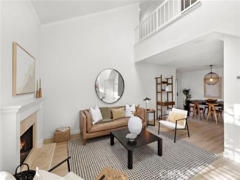 168  23rd  D , Costa Mesa, CA