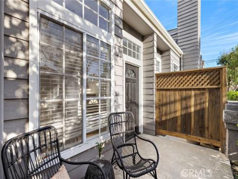 168  23rd  D , Costa Mesa, CA