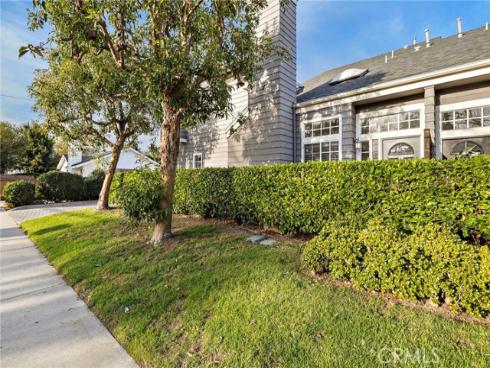 168  23rd  D , Costa Mesa, CA