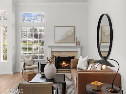 168  23rd  D , Costa Mesa, CA