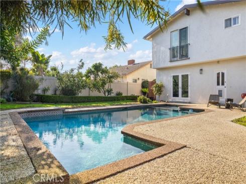 2038  Aliso   Avenue, Costa Mesa, CA