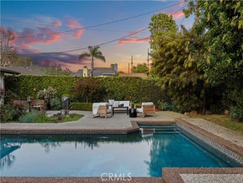 2038  Aliso   Avenue, Costa Mesa, CA