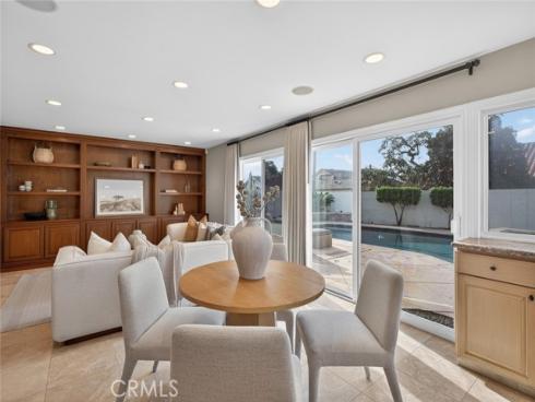 969  Azalea   Drive, Costa Mesa, CA