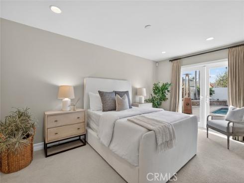 969  Azalea   Drive, Costa Mesa, CA