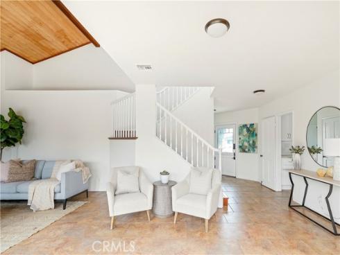 469  Lenwood Circle  , Costa Mesa, CA