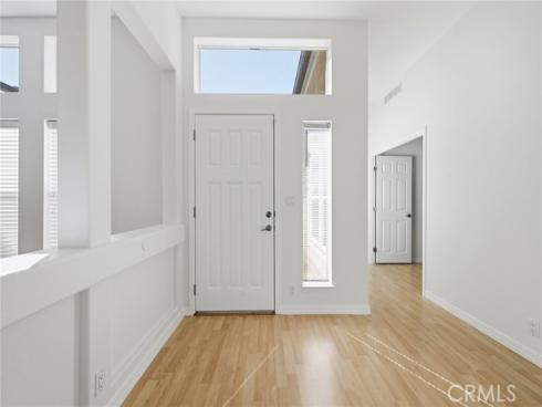 158  Cecil  , Costa Mesa, CA