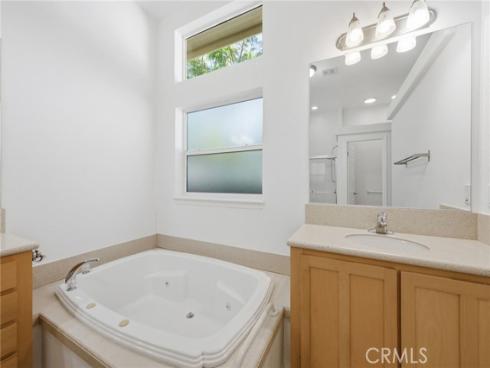 158  Cecil  , Costa Mesa, CA