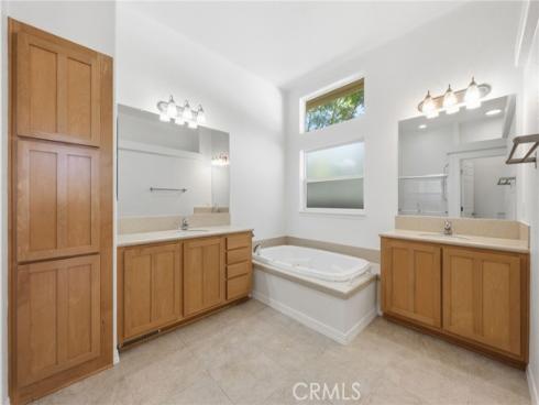 158  Cecil  , Costa Mesa, CA