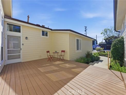 158  Cecil  , Costa Mesa, CA