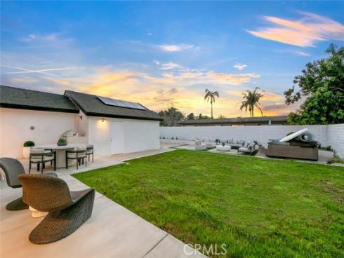 913  Junipero  , Costa Mesa, CA