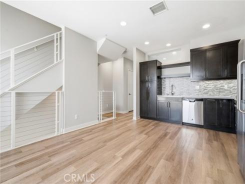 639  Channel   Way, Costa Mesa, CA