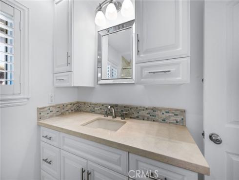 115  Morristown  , Costa Mesa, CA