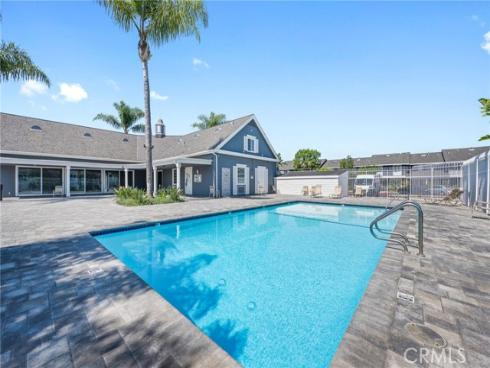 115  Morristown  , Costa Mesa, CA