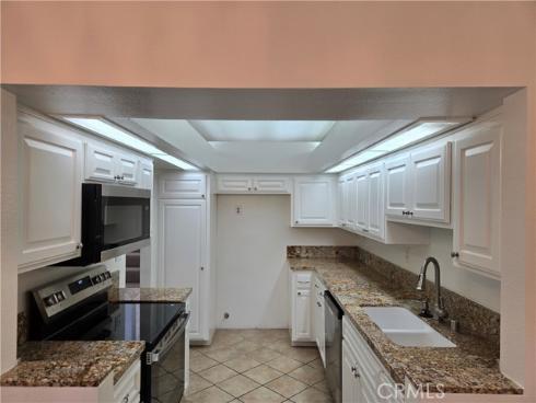 783  Grayling  , Costa Mesa, CA