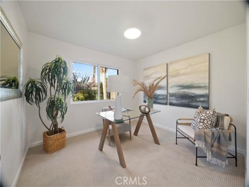 832  Presidio  , Costa Mesa, CA