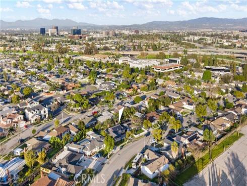 832  Presidio  , Costa Mesa, CA