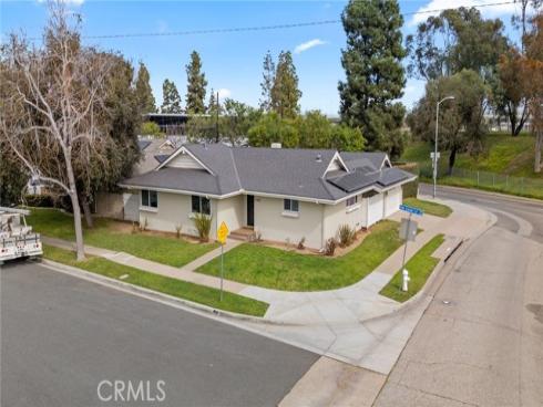 2702  San Lucas   Lane, Costa Mesa, CA