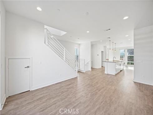 645 W 17th   Street, Costa Mesa, CA