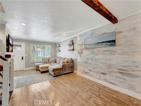 107  Yorktown   Lane, Costa Mesa, CA