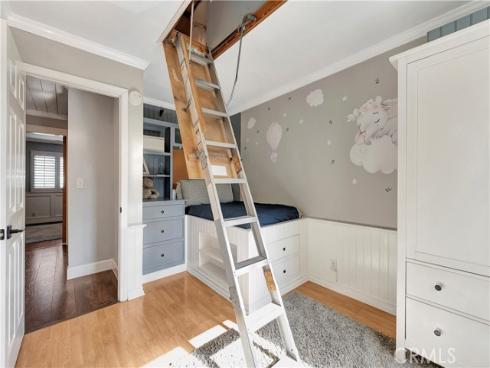 107  Yorktown   Lane, Costa Mesa, CA