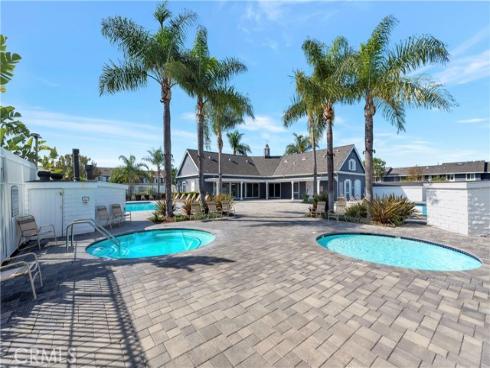 107  Yorktown   Lane, Costa Mesa, CA