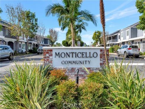 107  Yorktown   Lane, Costa Mesa, CA