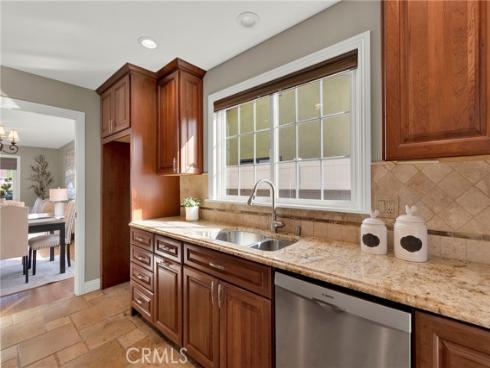 917  Helena  , Costa Mesa, CA